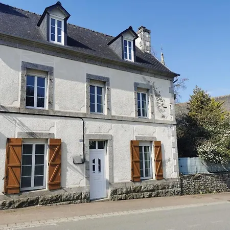 L'astu'cieux Triplex Apartment Huelgoat